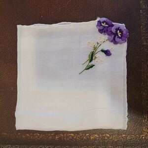NWOT Vintage Handkerchief With Embroidered Purple Petunias 13"